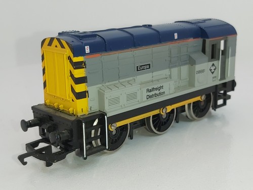 Hornby r2008 class shunter - class, 08