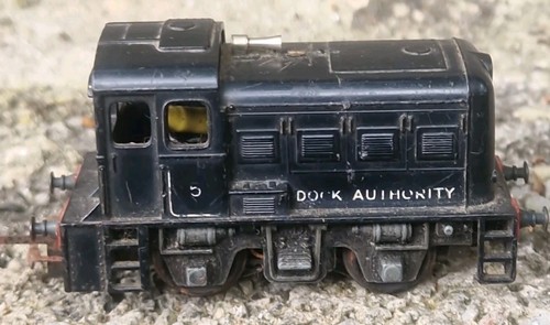 Early r253 dock - dock, authority