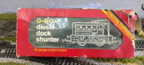 Hornby r253 black dock - hornby,