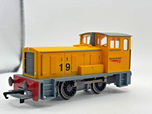 Hornby r3775 network - hornby,