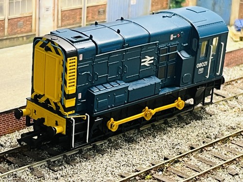 Bachmann 115a class 08 - 32-115a,