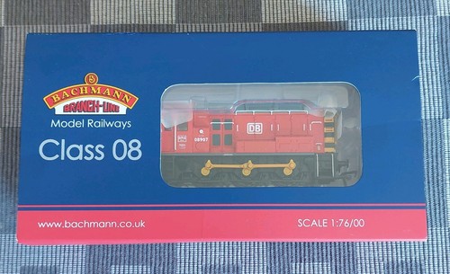 Bachmann 119 class 08 - bachmann,